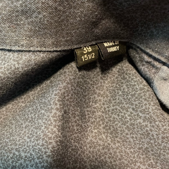 Hugo Boss Button Down - Picture 4 of 4